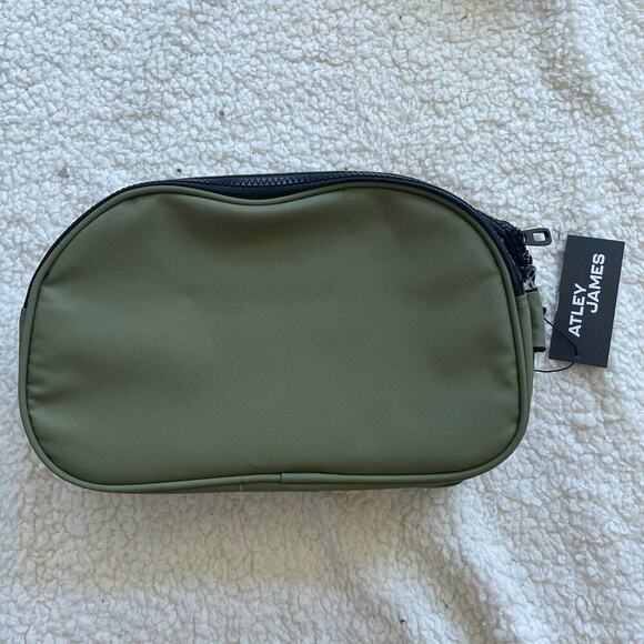 Green Backpack Set - Picture 15 of 16